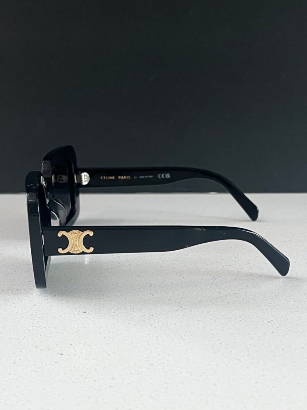 CELINE TRIOMPHE CL40304U 01A Black square sunglasses - Picture 4 of 9